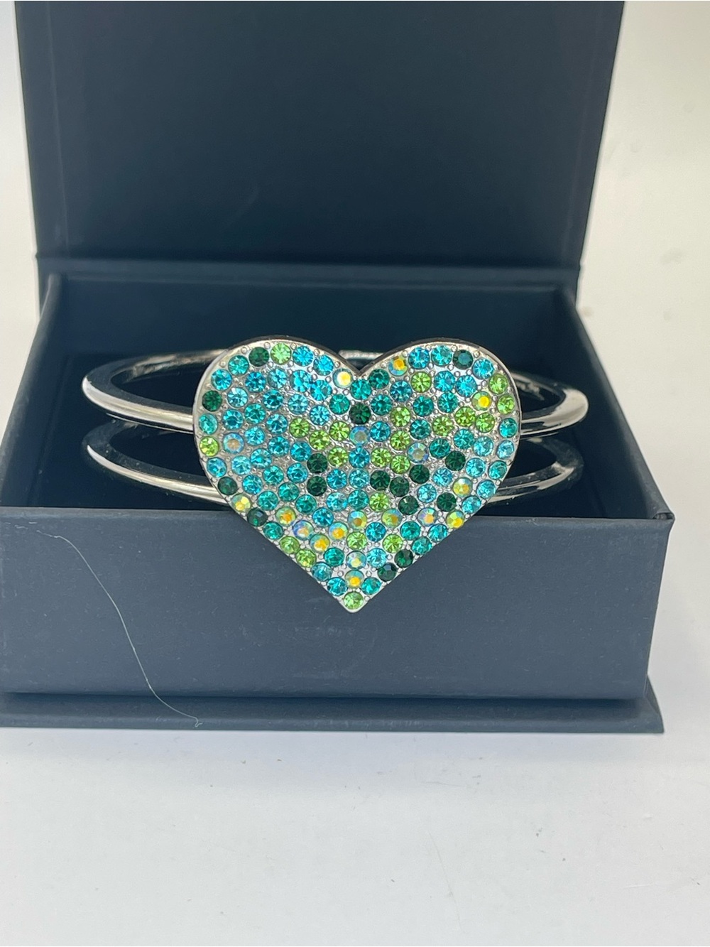 Significant Shimmer - green - Paparazzi bracelet.